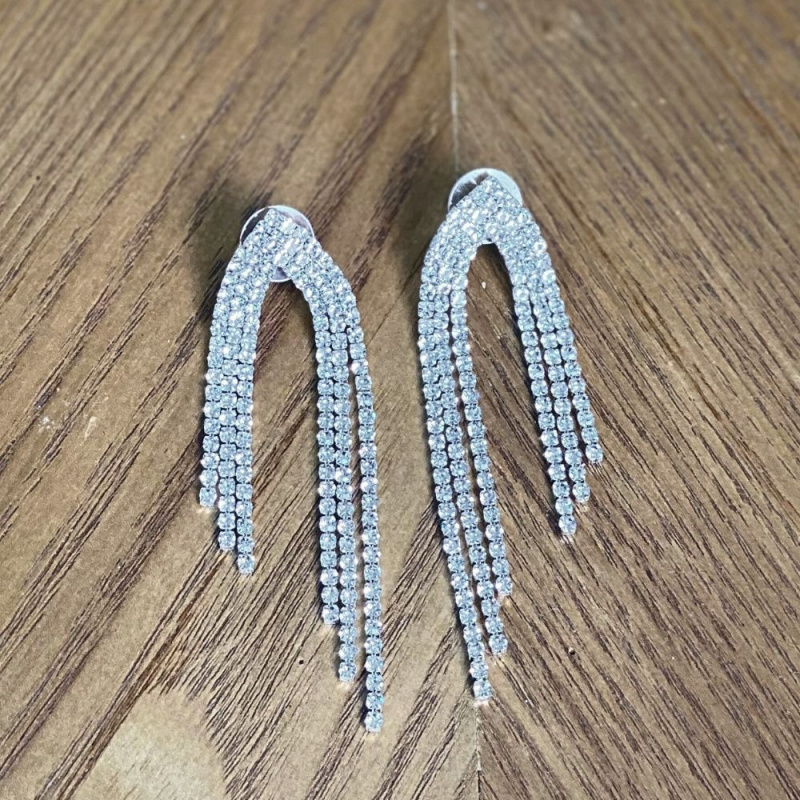 ARETES BETTY