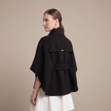 Capa Luciana