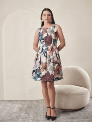 Melania - Thumbnail Image 4