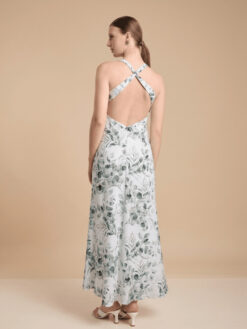 Alternative view of Maxi Praga
